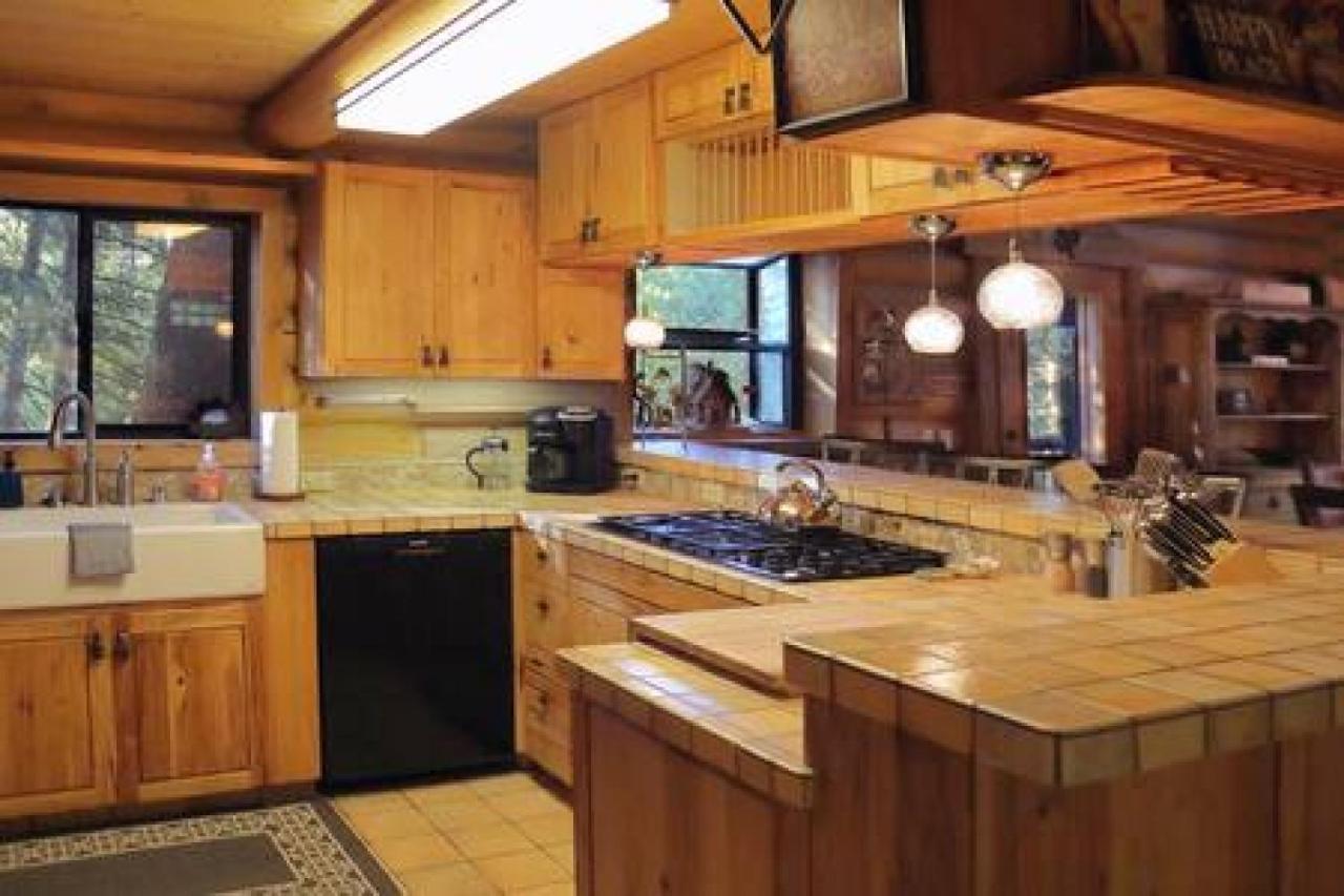 Eagles Nest - Natural Log Cabin With Guest House 爱德怀 外观 照片