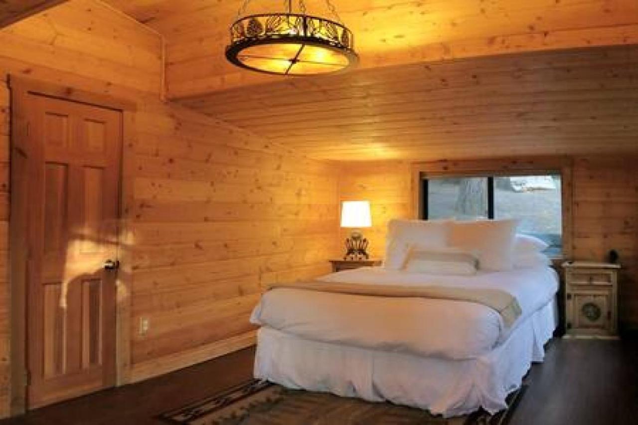 Eagles Nest - Natural Log Cabin With Guest House 爱德怀 外观 照片